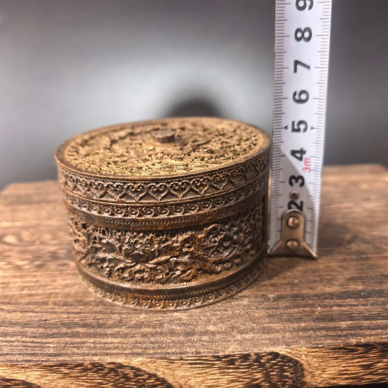 Chinese Retro Carved Metal Jew - огляд і ціна Vintage Collectible Jewelry