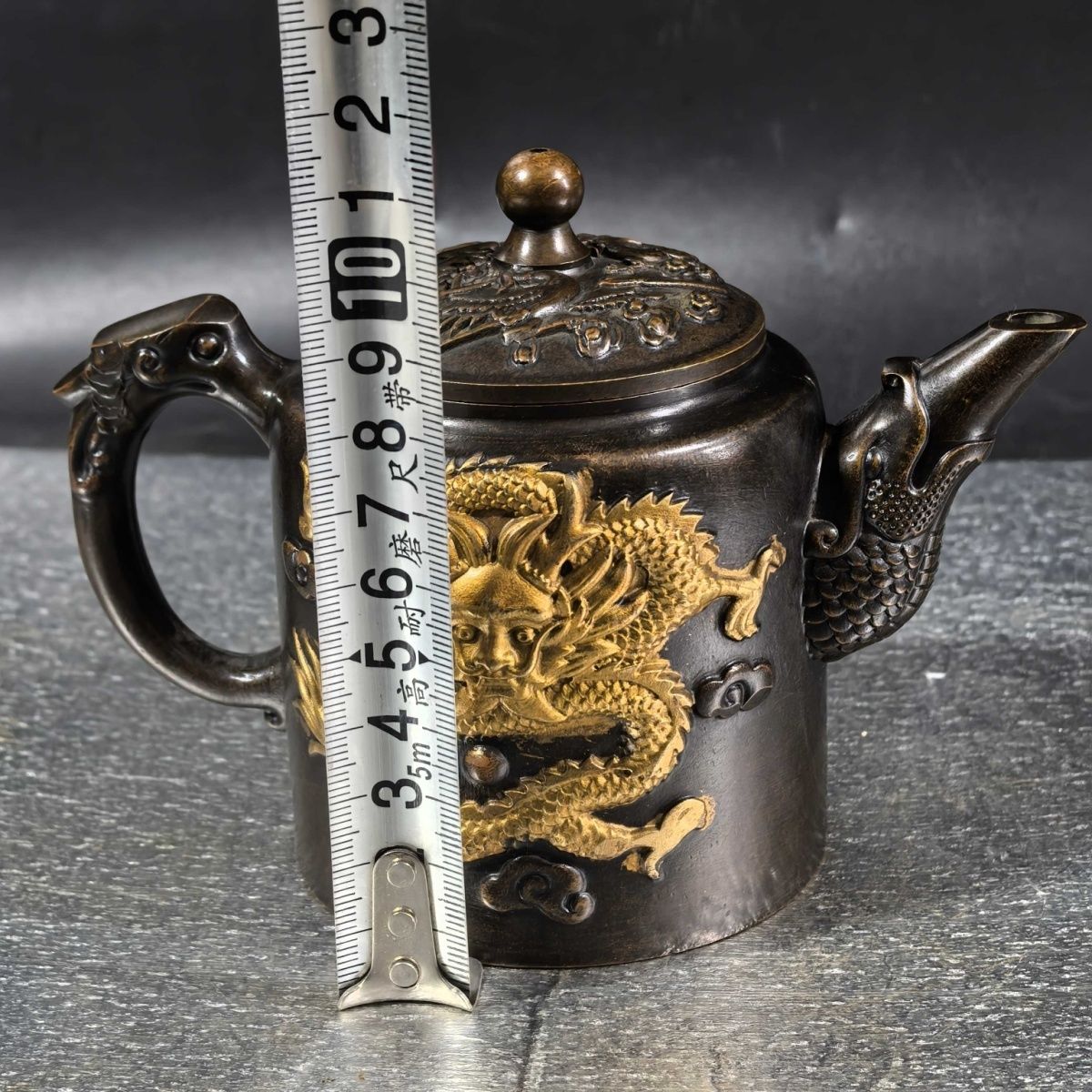 Vintage Gilt Brass Dragon & Ph - огляд і ціна Collectible Vintage Wine