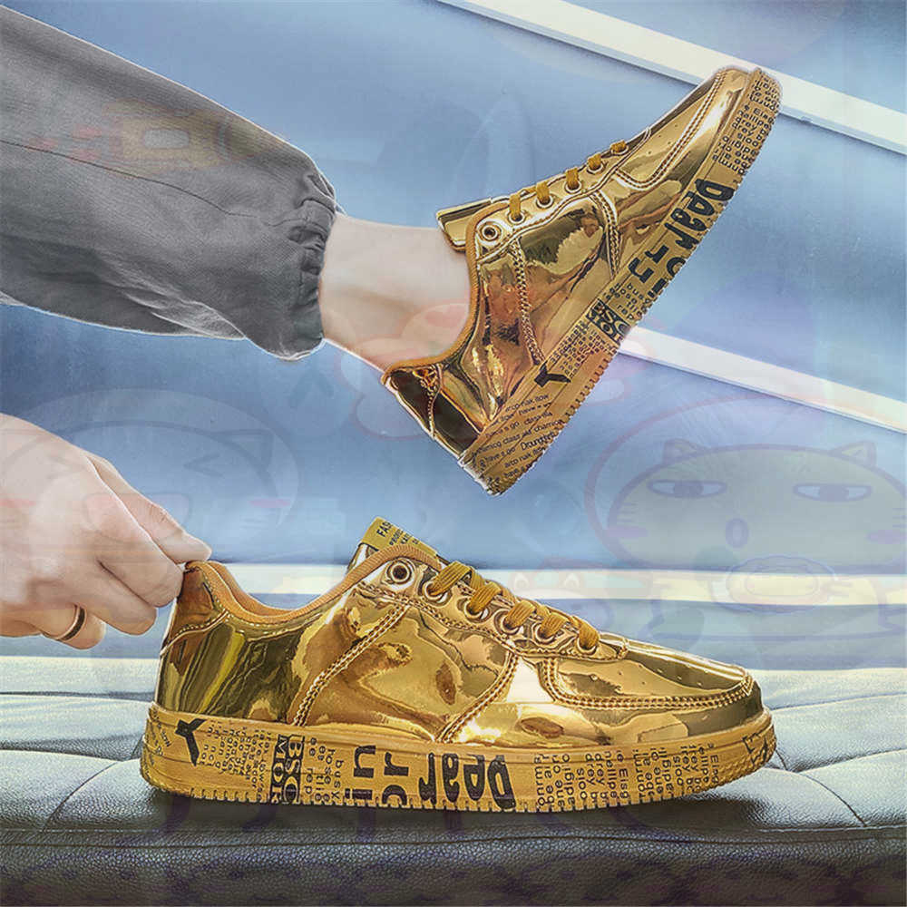 Round Foot Size 45 Sneakers Wh - огляд і ціна Vintage Collectible Show